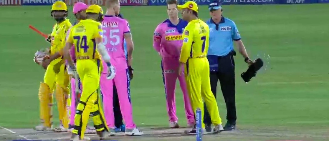 Dhoni-CSK vs RR-onlinecake.in